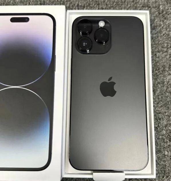 苹果12澳门版和国行频段
:iPhone 14pro max港版，性价比超高！在国内还支持保修！