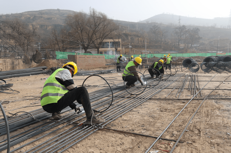 亚太版苹果6破解
:清涧跑出项目建设“加速度” 撑起经济增长“硬脊梁”-第3张图片-亚星国际官网