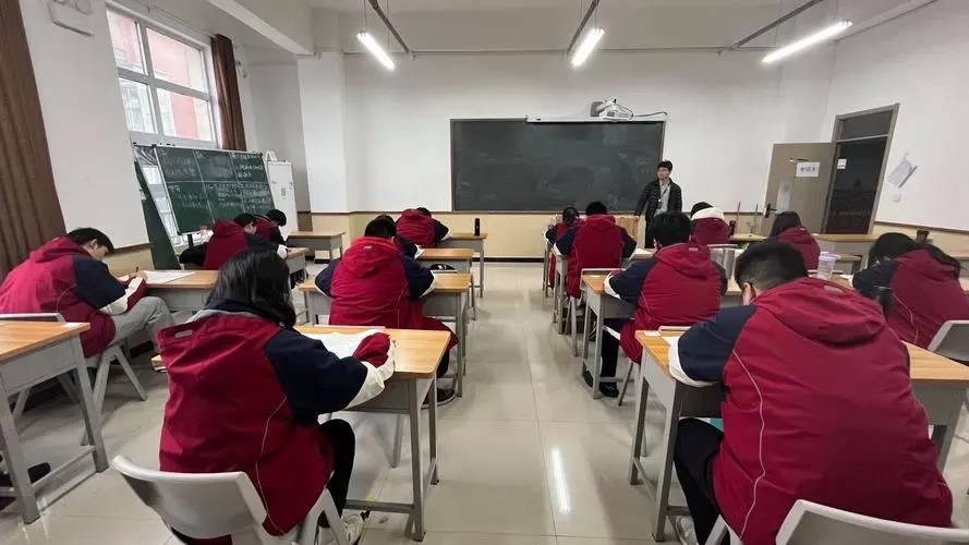 苹果郑州版的好吗:郑州口碑好的民办高中_民办高中可以考大学吗？