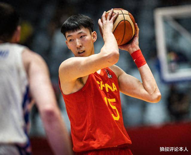 阿联真正的接班人！广东男篮安排周琦使用阿联更衣室位置-第4张图片-亚星国际官网