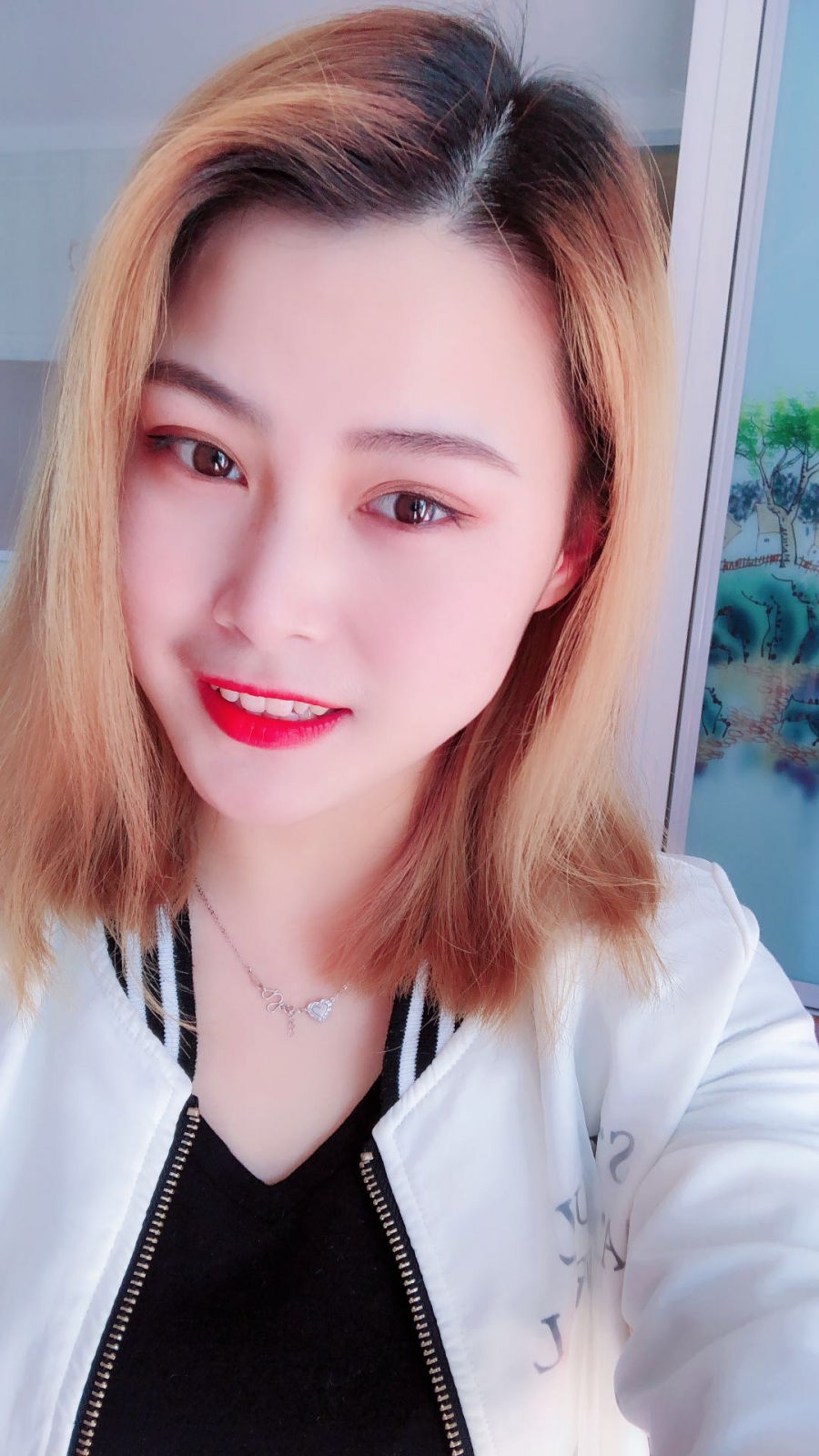 微信女神之光客户端女神联盟单机版一键端-第2张图片-亚星国际官网