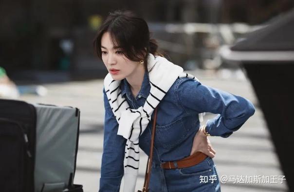 小苹果韩国版在线观看韩剧韩国爱人韩剧韩剧在线完整版观看-第1张图片-亚星国际官网