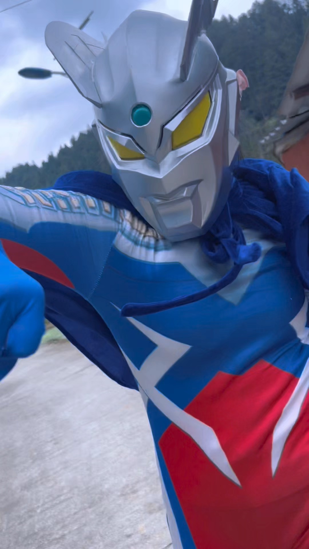 奥特曼手机版怎么打怪兽(奥特曼打怪兽手机版小游戏)-第5张图片-QuickQ官网